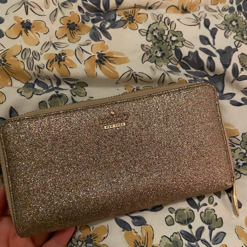 Kate Spade continental wallet EUC